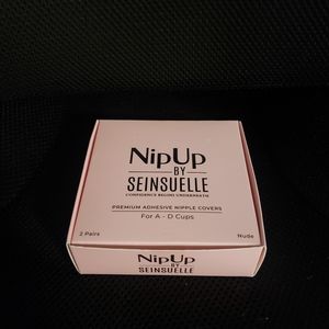 NipUp Premium Silicone Nipple Covers